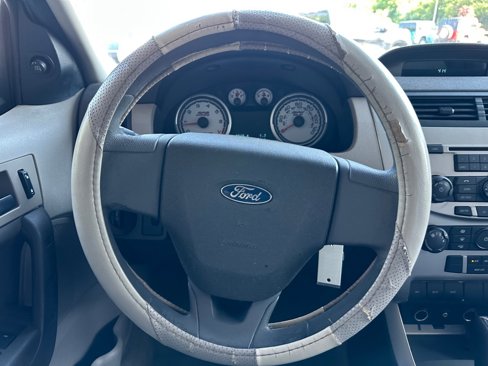 Used 2009 Ford Focus SE image 18