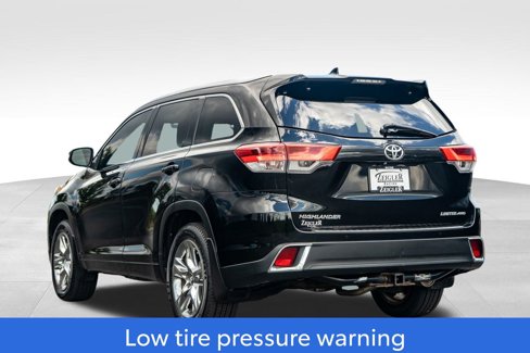 Used 2017 Toyota Highlander Limited Platinum image 5