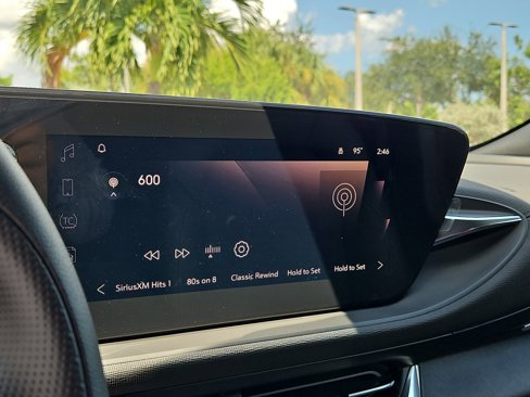 New 2025 Buick Envista Preferred image 24