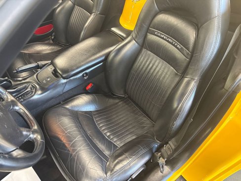 Used 2003 Chevrolet Corvette Convertible w/ Preferred Equipment Group1 image 39