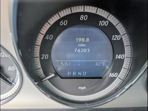 Used 2009 Mercedes-Benz C 300 Sedan image 4