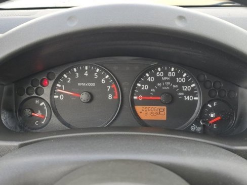 Used 2021 Nissan Frontier SV image 17