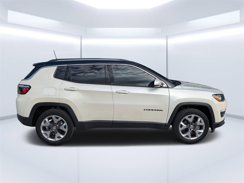 Used 2021 Jeep Compass Limited w/ Sun and Sound Group image 2