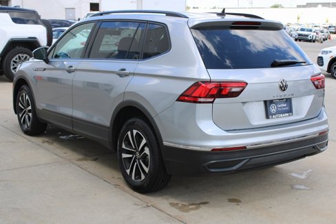 Used 2022 Volkswagen Tiguan S image 4