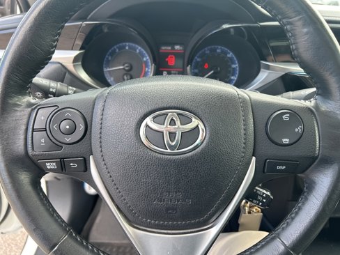 Used 2015 Toyota Corolla S image 2