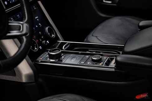 Used 2018 Land Rover Range Rover Long Wheelbase Supercharged image 49