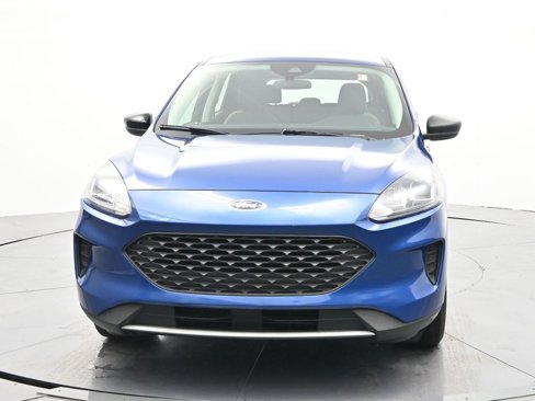 Used 2022 Ford Escape S image 2