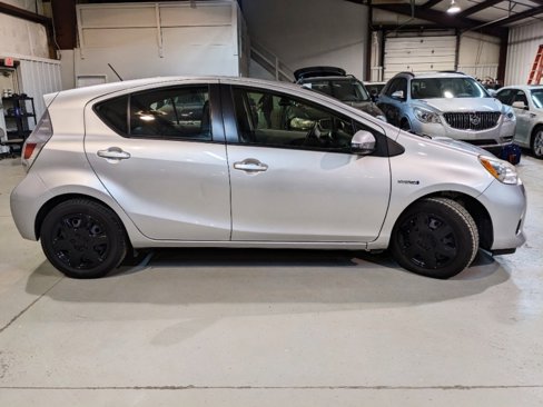 Used 2012 Toyota Prius C Three image 7