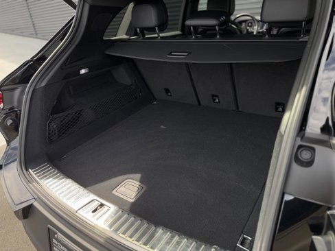 Used 2024 Porsche Cayenne image 25