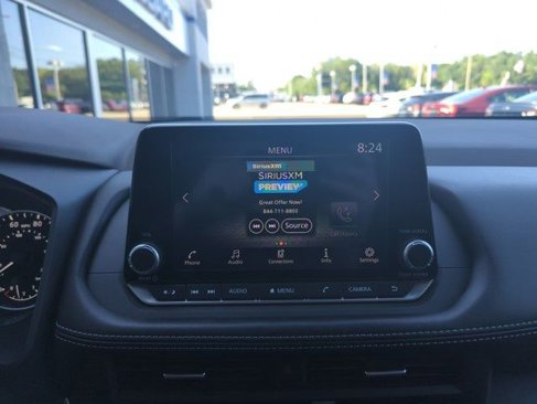 Used 2023 Nissan Rogue S image 30