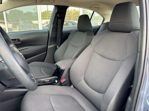Used 2022 Toyota Corolla LE image 15