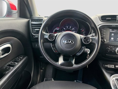 Used 2018 Kia Soul + image 24