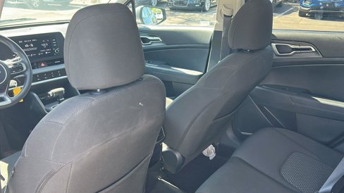 Used 2023 Kia Sportage LX image 22
