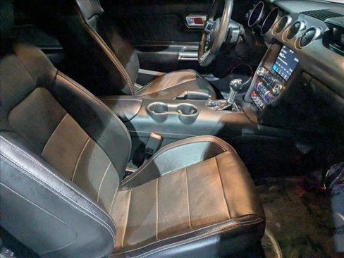 Used 2018 Ford Mustang Premium image 20