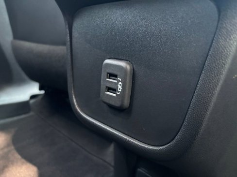 Used 2022 Chevrolet Equinox Premier image 17