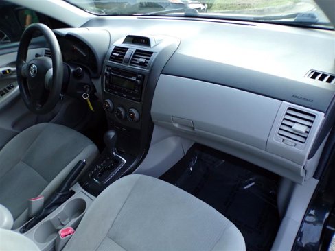 Used 2012 Toyota Corolla LE image 19