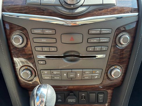 Used 2020 Nissan Armada SL image 29