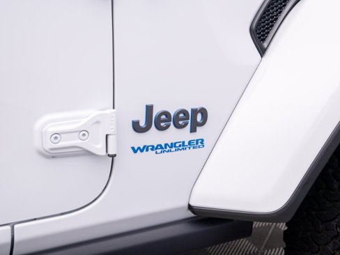 Used 2021 Jeep Wrangler Unlimited Rubicon 4xe w/ Steel Bumper Group image 35