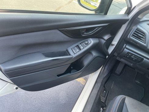 Used 2019 Subaru Crosstrek 2.0i Premium image 18