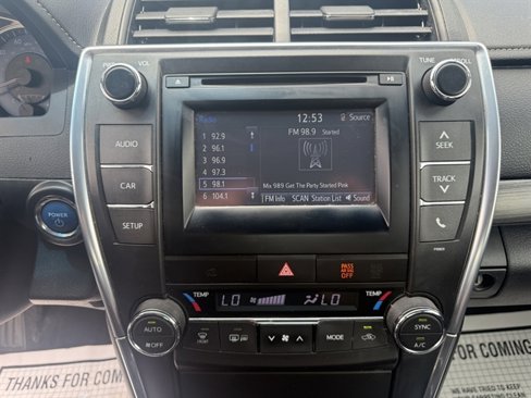 Used 2015 Toyota Camry LE image 17