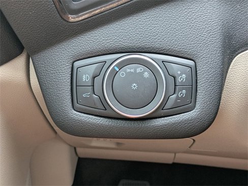 Used 2018 Ford Escape Titanium w/ Ford Safe & Smart Package image 26
