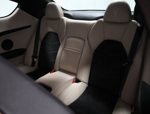 Used 2018 Maserati GranTurismo Sport image 19