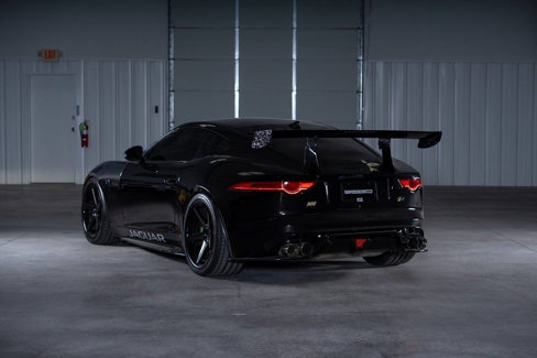 Used 2015 Jaguar F-TYPE R image 9