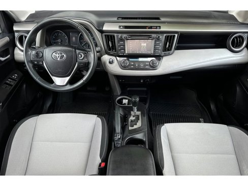 Used 2018 Toyota RAV4 XLE image 14