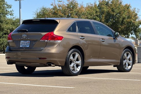 Used 2011 Toyota Venza AWD image 4
