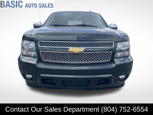 Used 2013 Chevrolet Avalanche LT w/ All-Star Edition image 2