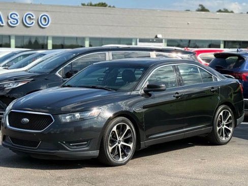 Used 2015 Ford Taurus SHO w/ Equipment Group 401A image 34