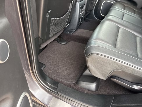 Used 2018 Jeep Grand Cherokee Summit image 21