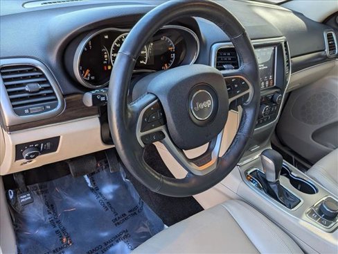 Used 2018 Jeep Grand Cherokee Limited image 10