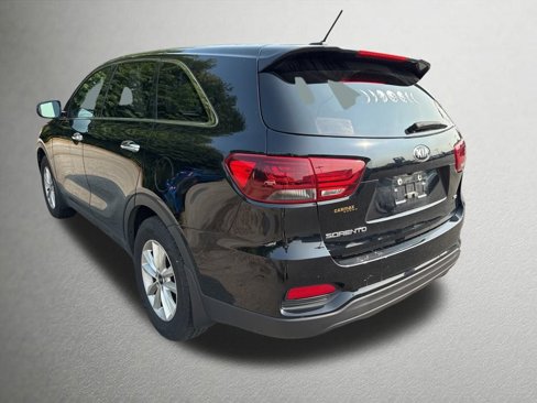 Used 2019 Kia Sorento L image 5