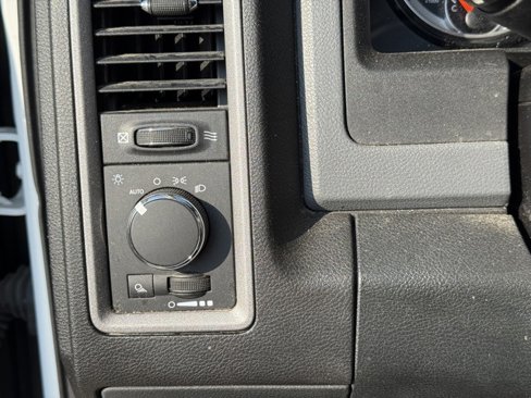 Used 2016 RAM 1500 Tradesman w/ Power & Remote Entry Group image 17