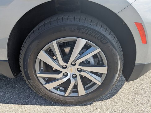 Used 2024 Chevrolet Equinox LT image 11