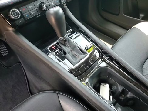 Used 2022 Jeep Compass Limited image 18