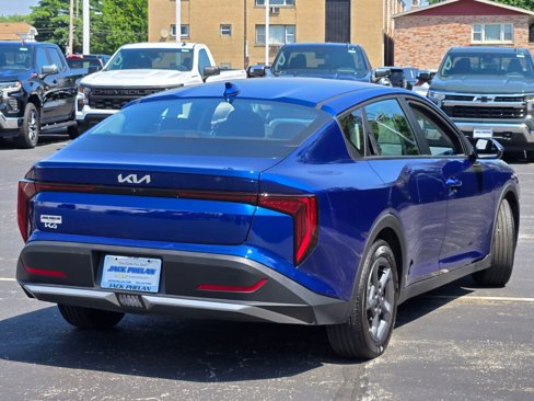Used 2025 Kia K4 LXS image 10