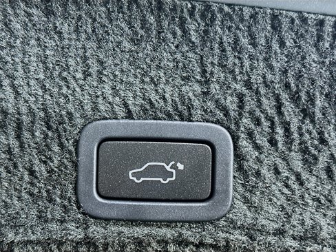Used 2015 Volvo XC60 T5 Premier image 29