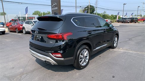 Used 2019 Hyundai Santa Fe SEL w/ Cargo Package image 5
