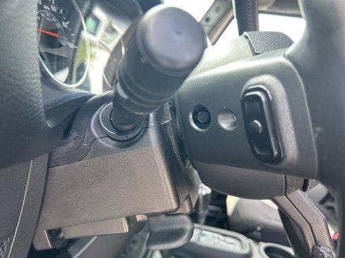 Used 2014 Jeep Wrangler Sport w/ Connectivity Group image 28