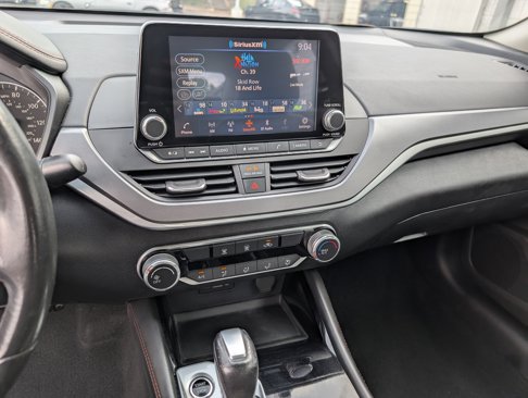 Used 2023 Nissan Altima 2.5 SR image 17