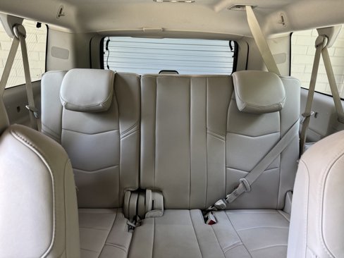 Used 2016 Cadillac Escalade ESV Luxury image 19