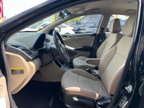 Used 2015 Hyundai Accent GLS image 11