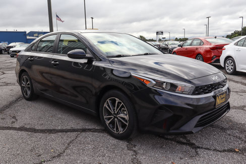 Used 2023 Kia Forte LXS image 3