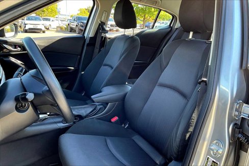 Used 2016 MAZDA MAZDA3 i Sport image 7