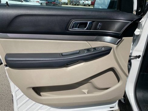 Used 2019 Ford Explorer XLT w/ Equipment Group 202A image 20