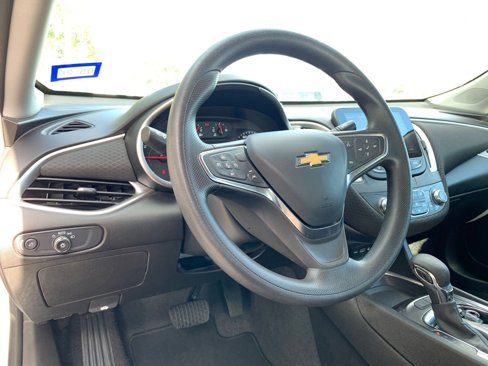 Used 2024 Chevrolet Malibu LT image 34