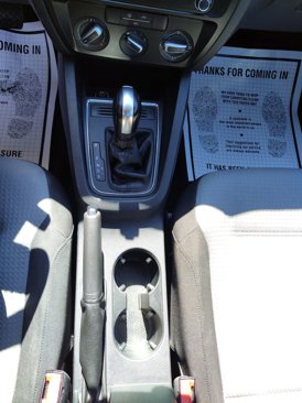 Used 2017 Volkswagen Jetta S image 23