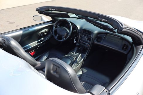 Used 2002 Chevrolet Corvette Convertible w/ Preferred Equipment Group2 image 30